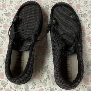 Hey Dude Slip On Shoes Men's Size 9 - Like New